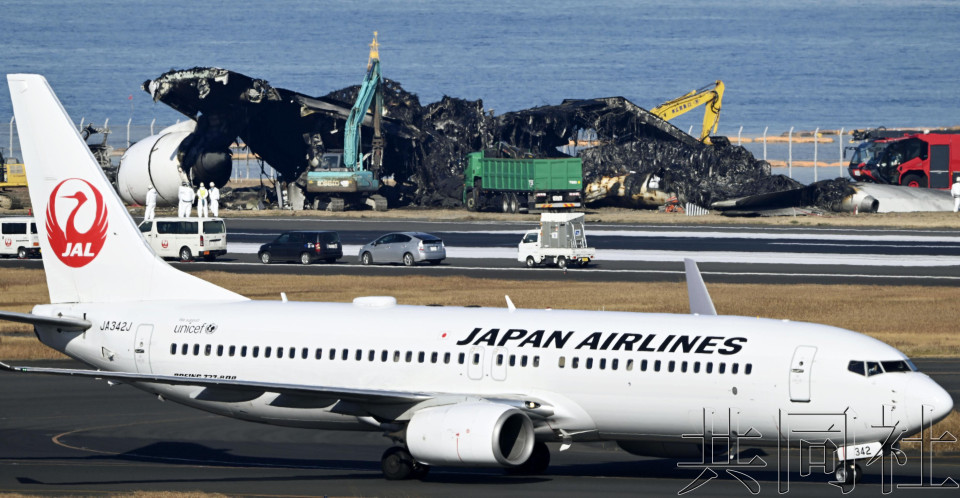 日本两架飞机相撞事件：羽田机场跑道入侵屏幕提醒功能正常工作 